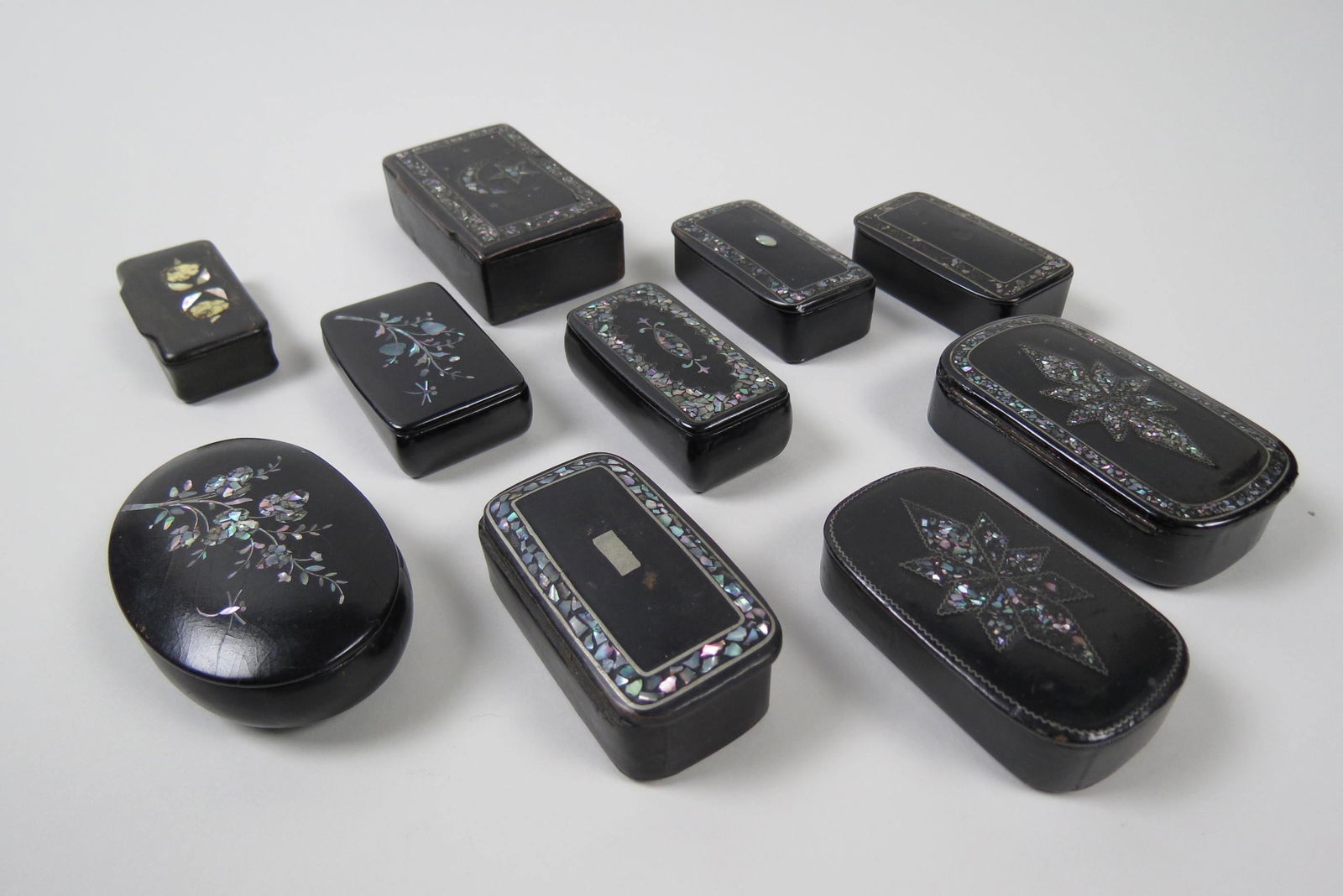 10 19th Century Snuff Boxes, (1 of 20)