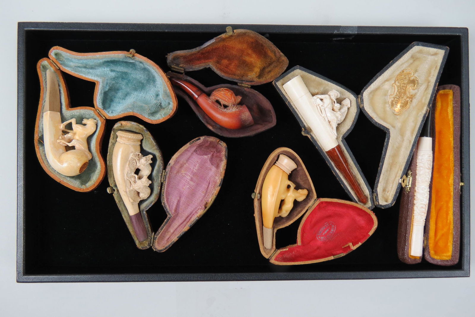 6 Meerschaum Pipes & Cigarette Holders, (1 of 6)