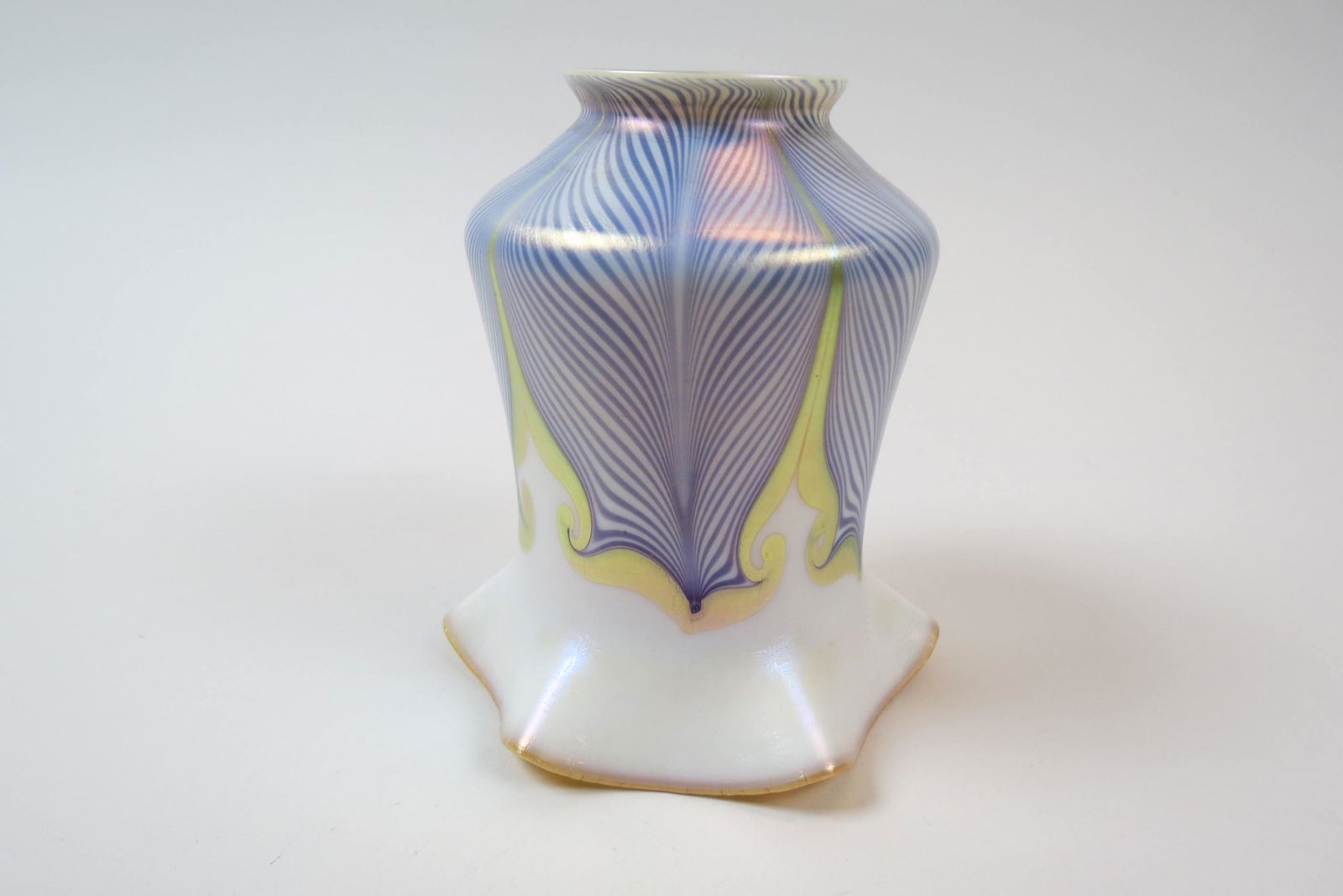 Steuben or Quezal Art Glass Shade, (1 of 7)