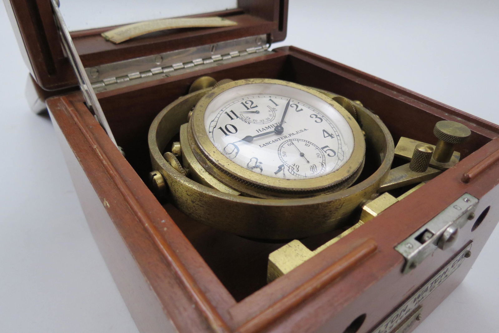 Hamilton Ship's Chronometer Clock in Case Model 22 (1 of 8)