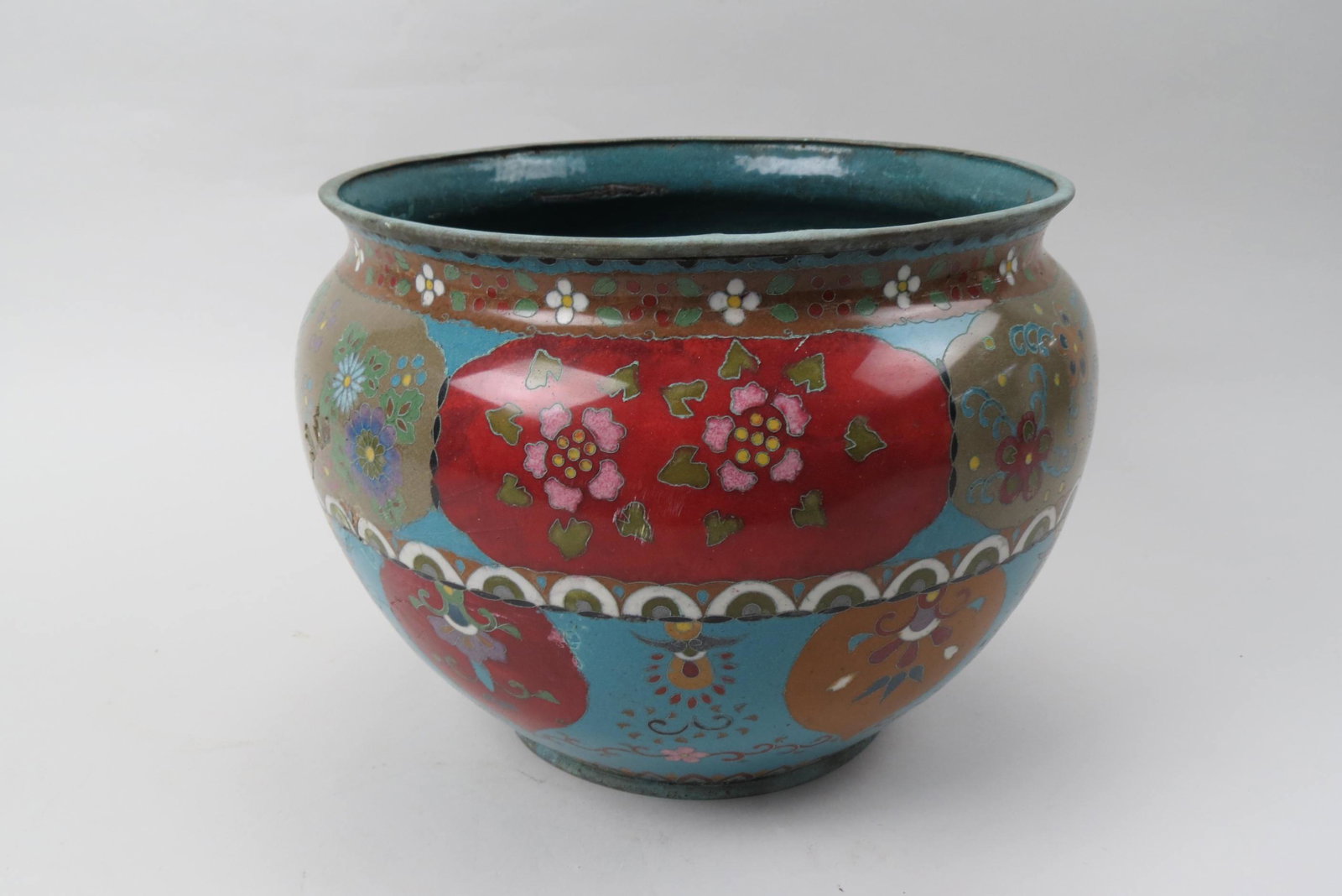 Japanese Cloisonne Jardiniere,: stylized floral designs, 12" diameter, 7" tall, Meiji period.