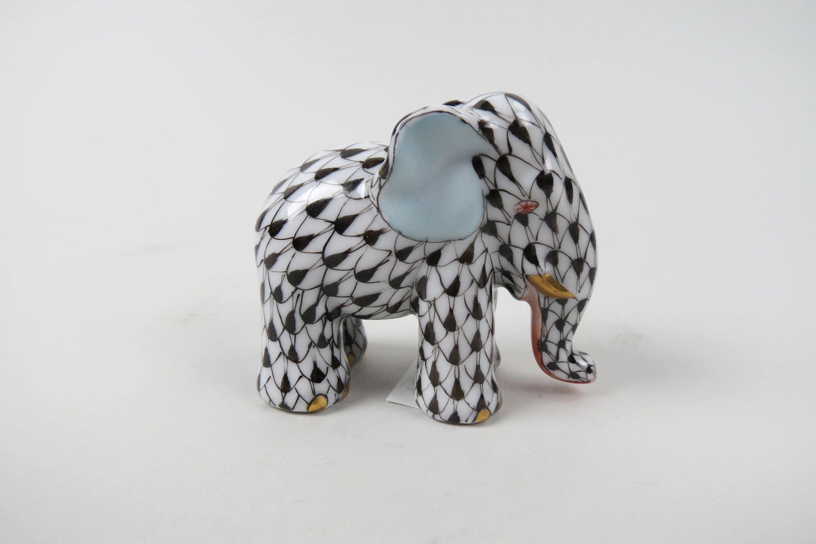 Herend Fishnet Porcelain Miniature Elephant Figure (1 of 4)