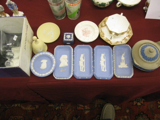 15 pcs. of Wedgwood, includes Jasperware, crystal: crystal goblet and porcelain cream soup