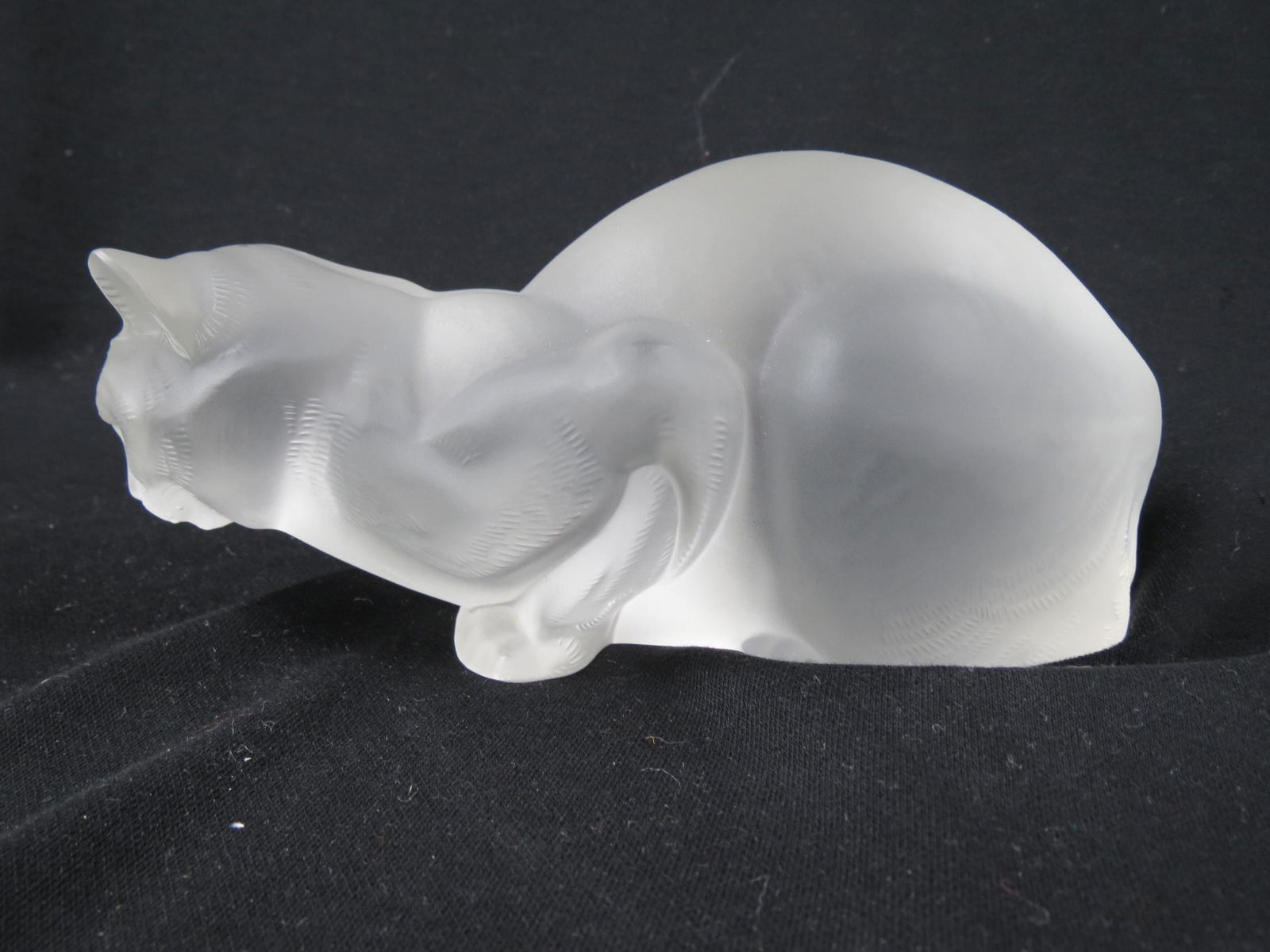 Lalique Crystal Figurine of a Cat, (1 of 7)