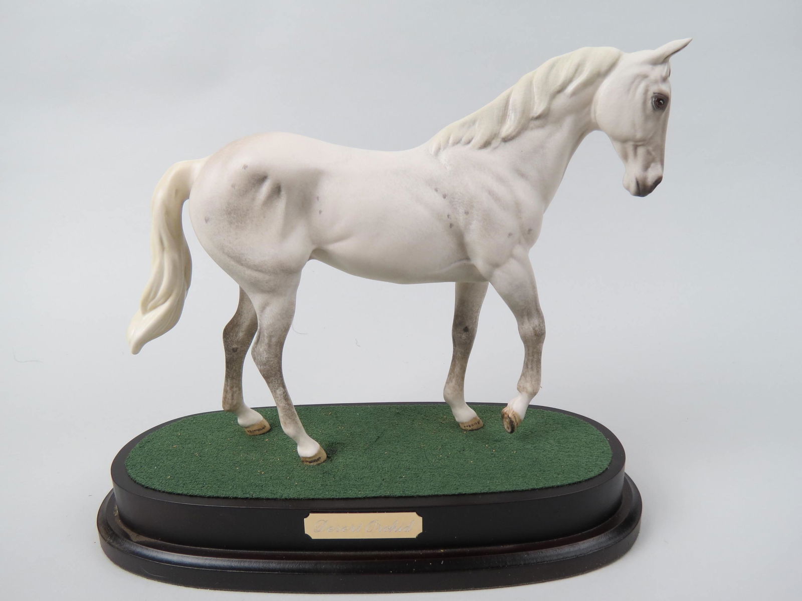 Royal Doulton Figurine of a Horse "Desert Orchid", (1 of 8)