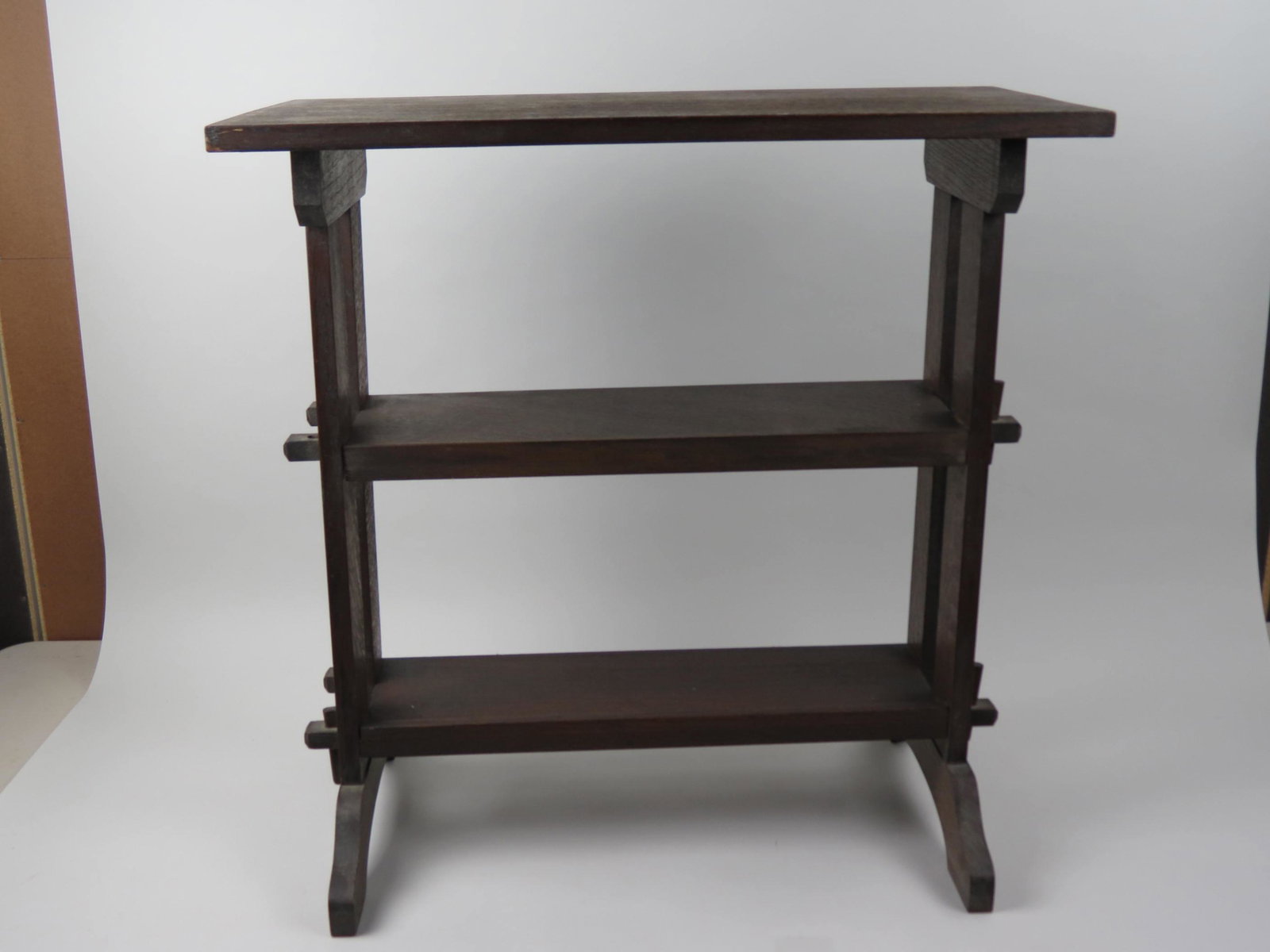 Roycroft Arts & Crafts Book Shelf or Stand, signe, (1 of 5)