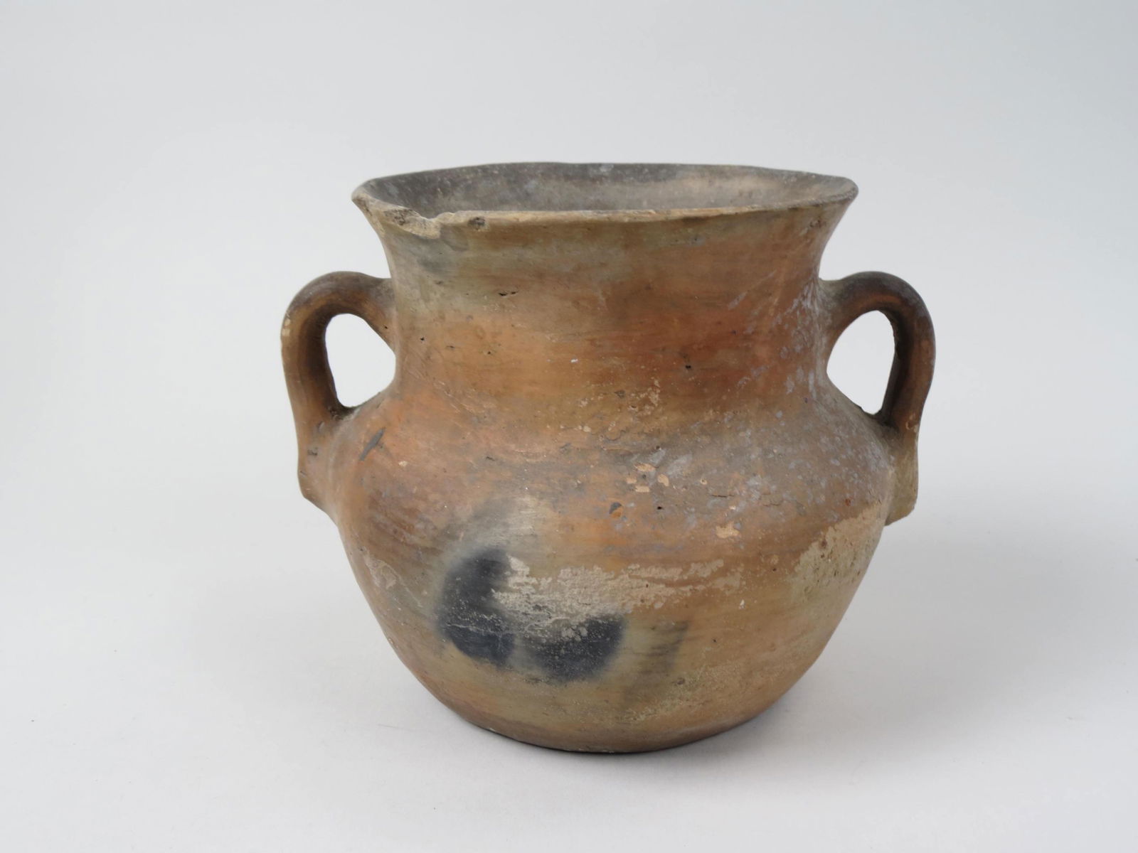 Catawba Indian Pottery Vessel or Vase, (1 of 5)