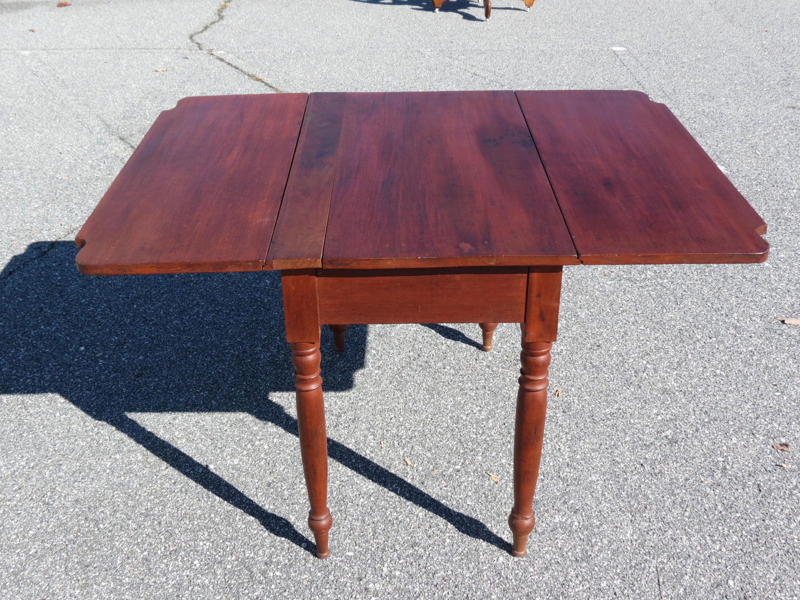 Period American Dropleaf Table, (1 of 6)