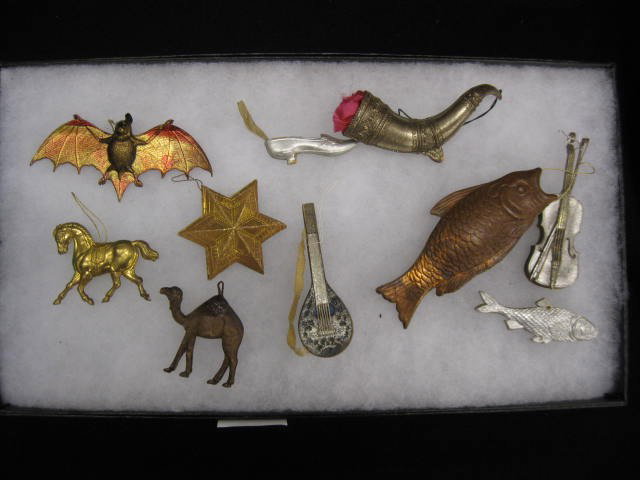 10 Victorian Dresden Paper Christmas Ornaments, in: Ornaments, includes bat, horse, camel, star, shoe, lute, horn, fish & violin, 2" to 4".