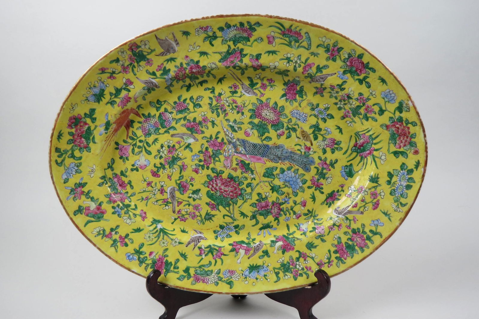 Chinese Famille Jaune Porcelain Oval Platter Yellow Field (1 of 7)