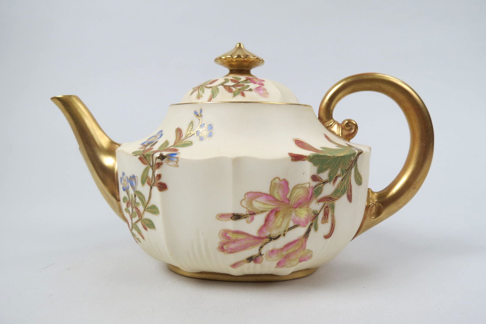 ボタニカル ミディアムベール 初期Worcester ティーボウル(1775年頃