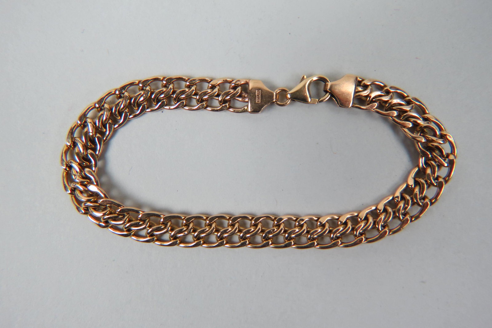 14K Gold Bracelet by Milor,: double link design, 1/4" wide, 7 1/2" long, 6.2 grams.