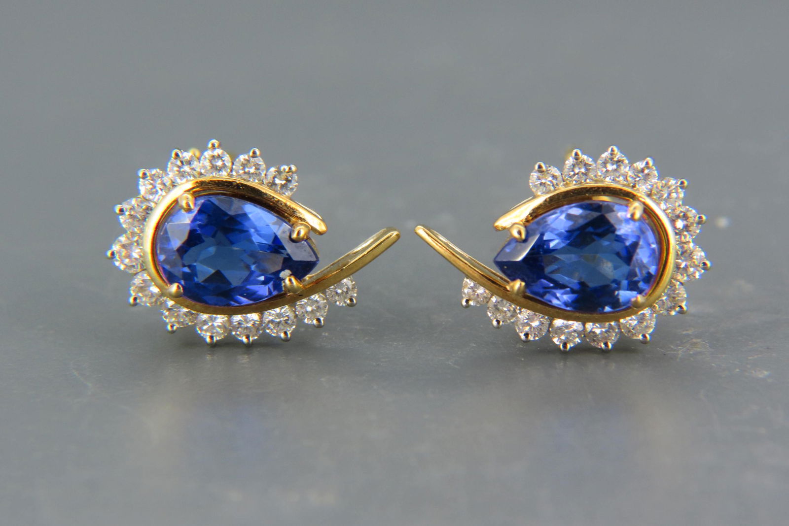 Tanzanite & Diamond 18K Gold Earrings, (1 of 6)
