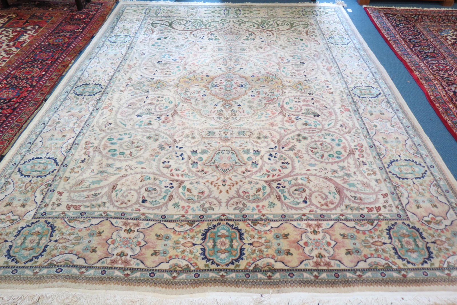 Tabriz Style Persian handmade Room Size Rug, (1 of 8)