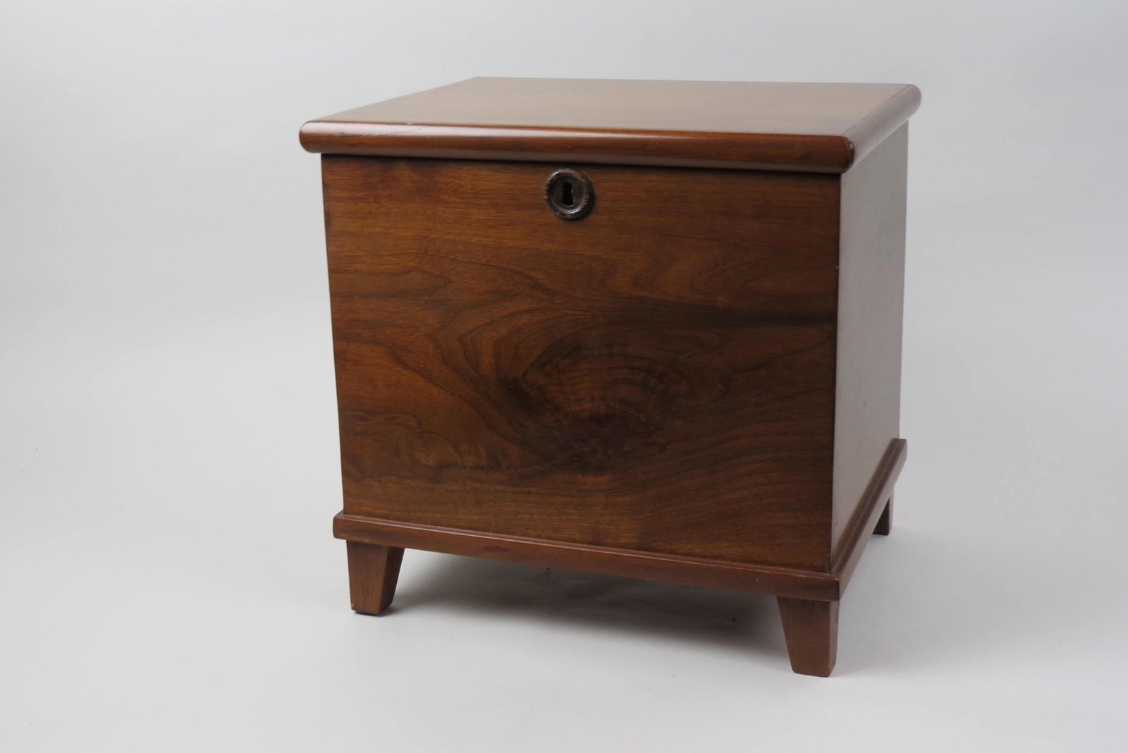 Mahogany Cellarette Box, footed, hinged top,: locking, 11" X 14", 14 1/2" tall, excellent.