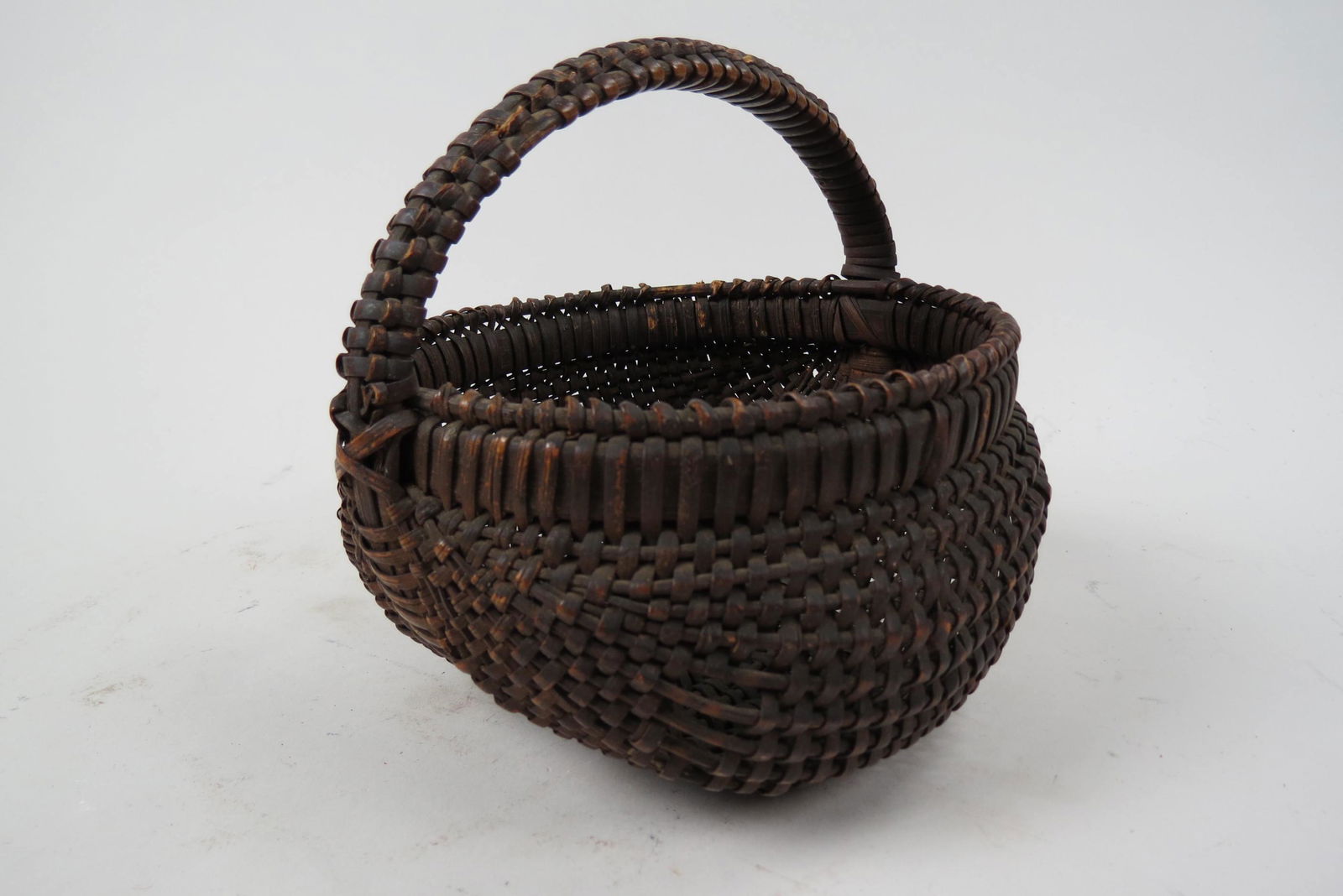 Southern Handmade Split Oak Buttocks Basket, (1 of 6)
