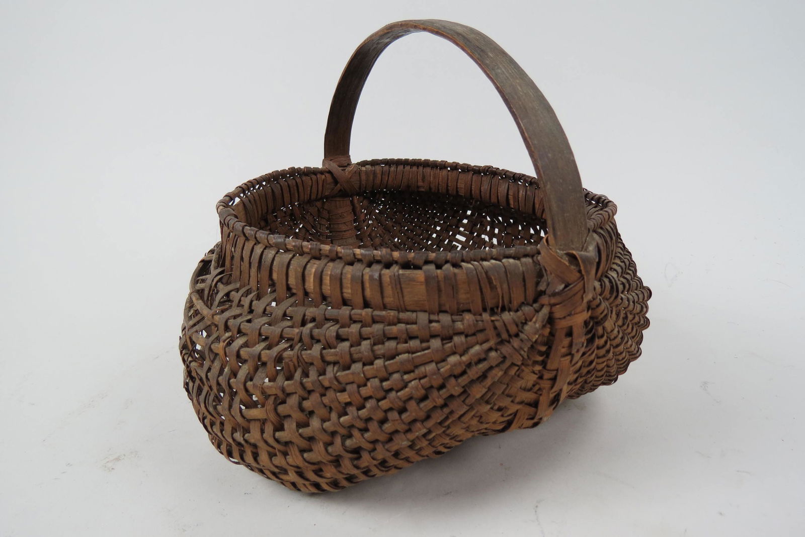North Carolina Handmade Split Oak Buttock Basket, (1 of 6)
