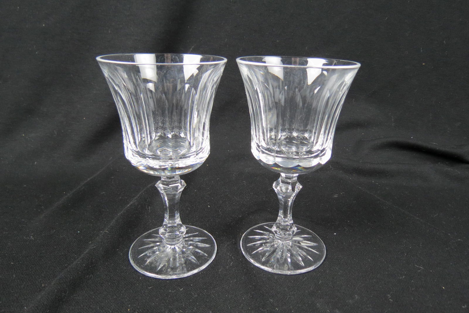 12 Waterford Cut Crystal "Innisfail" Goblets, (1 of 4)