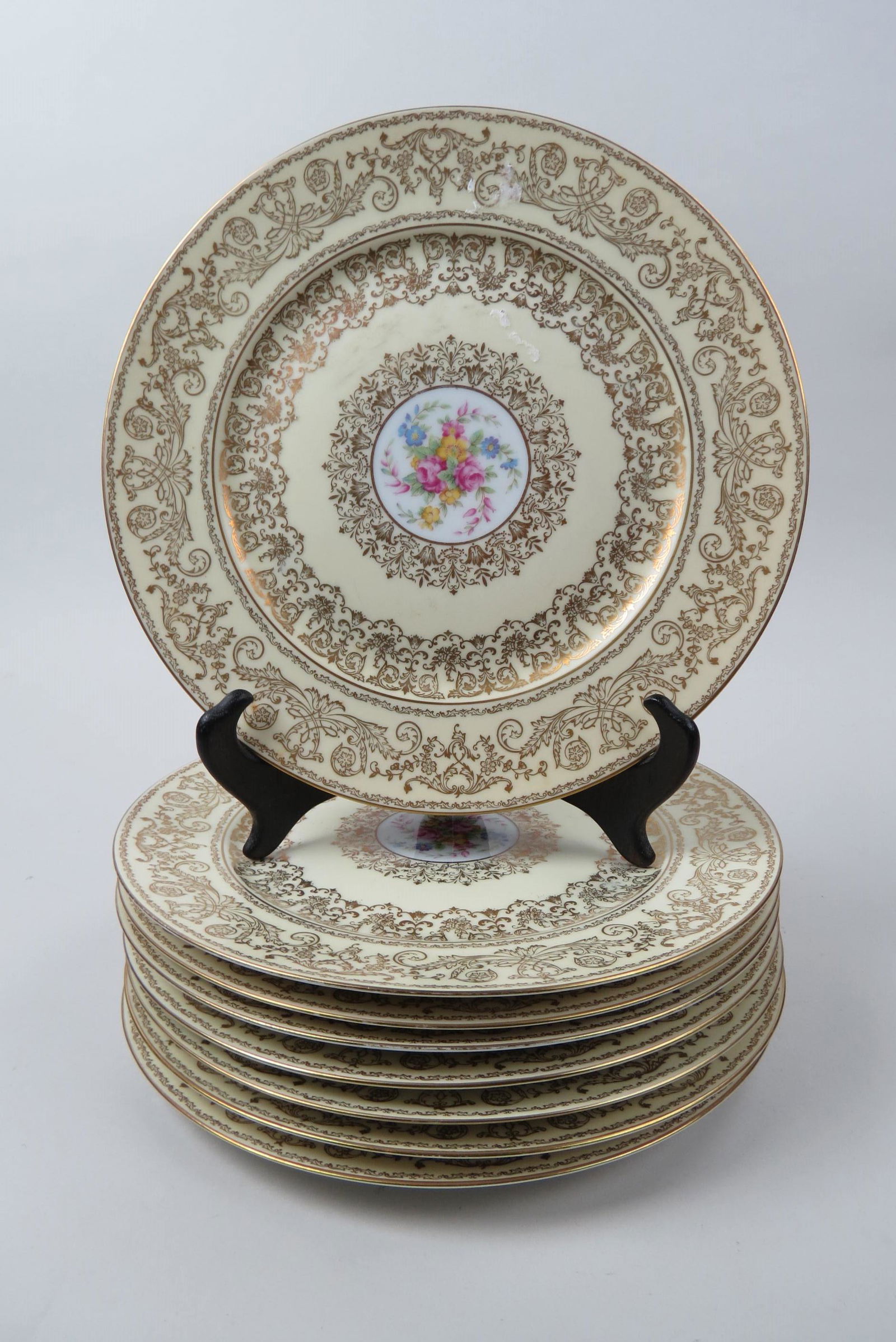 8 Fine China Service Plates, (1 of 5)