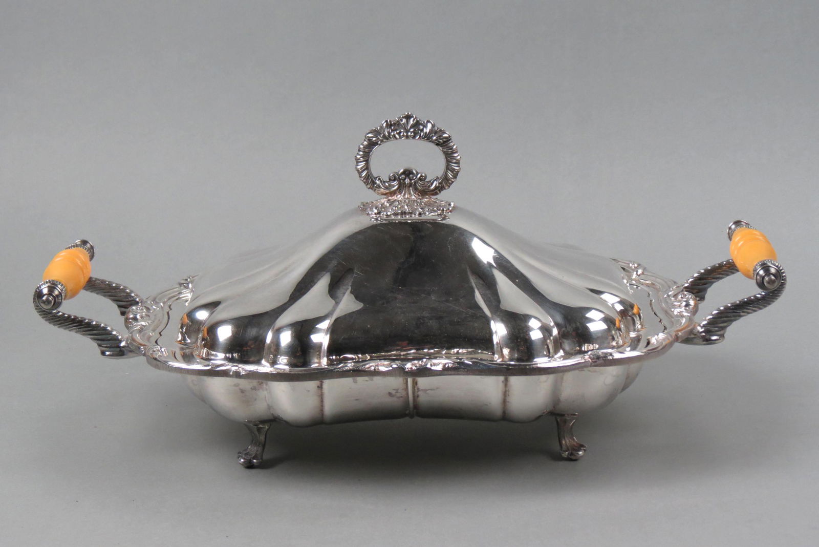 Fine Silverplate Server, (1 of 5)
