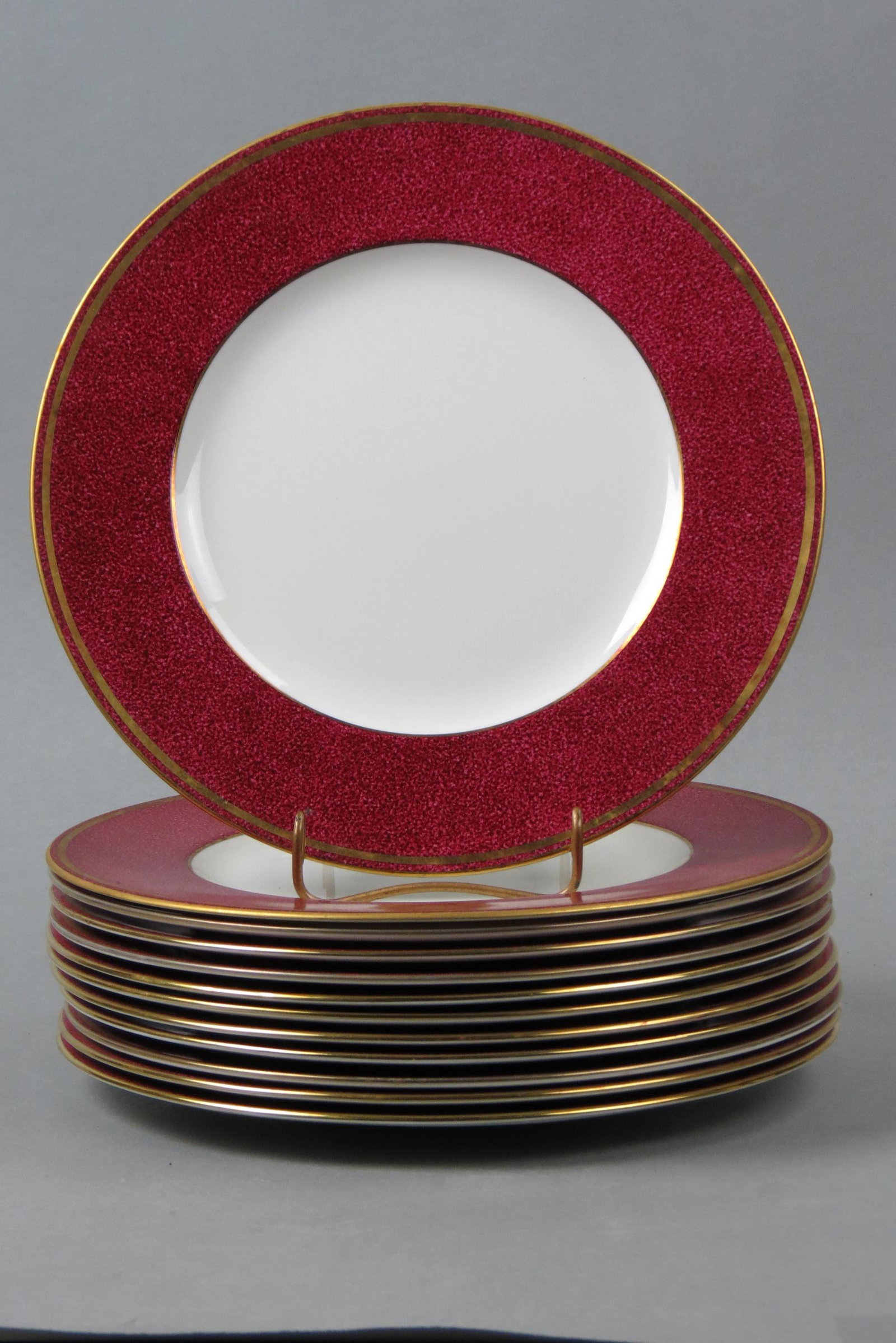 12 Wedgwood Bone China Dinner or Service Plates,: mottled burgundy band with gold rims, 10 1/2".