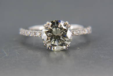 Important Diamond Solitaire Ring, 2.45 carat round