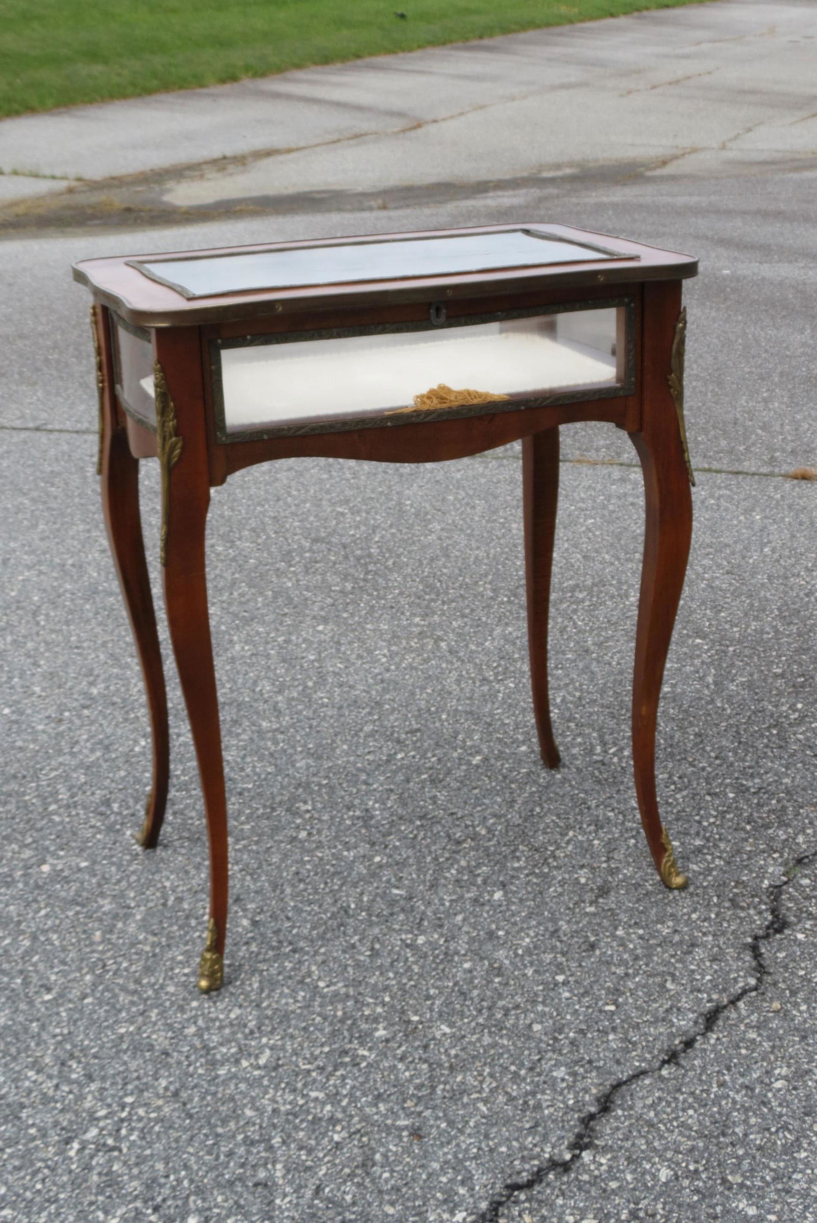 French Vitrine with ormolu mounts, (1 of 6)