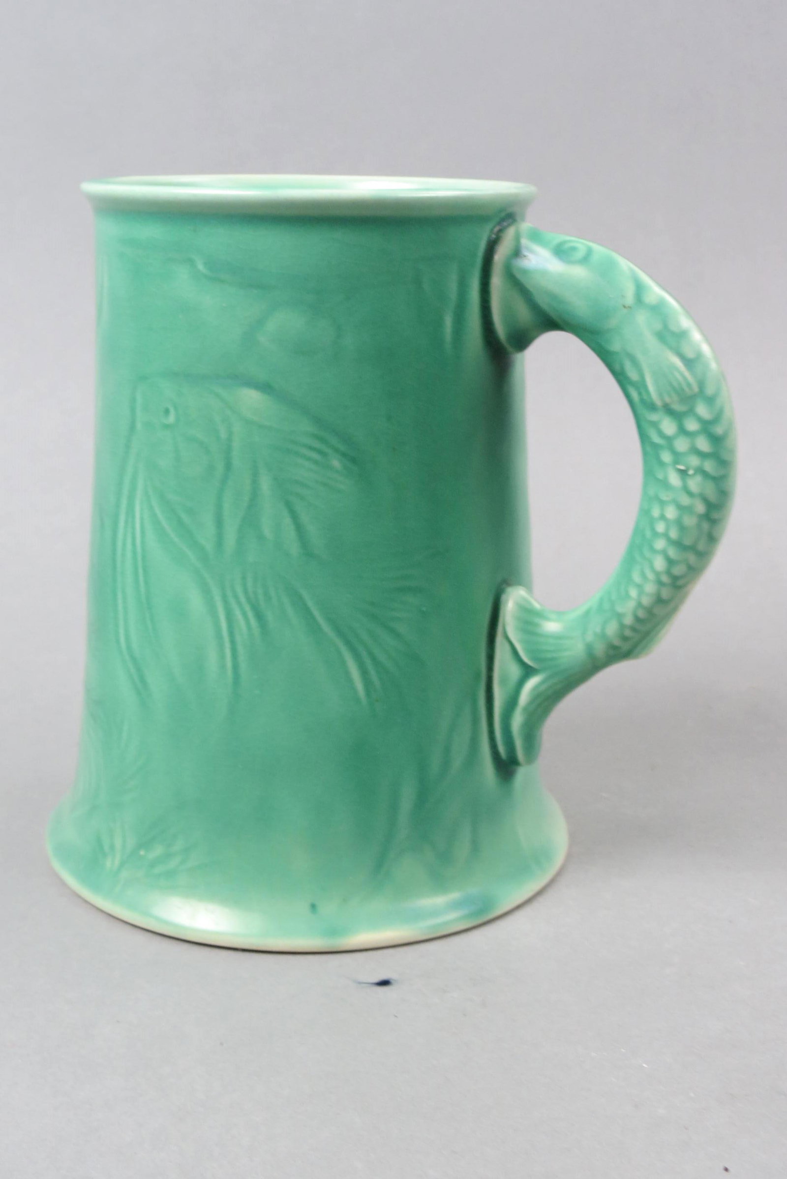 Coronaware Hancock English Pottery "Aquatic" Mug,: fish and seaweed decor, figural fish handle, green, 7", excellent.