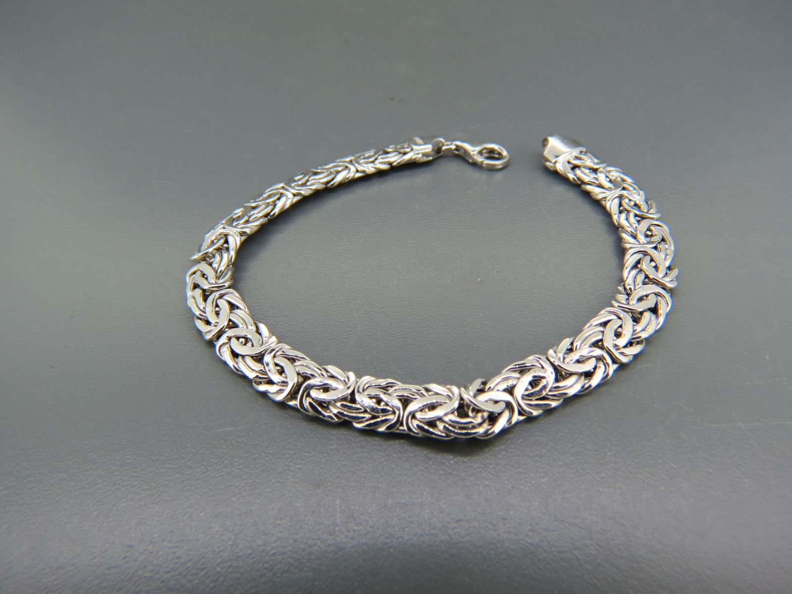 14K White Gold Bracelet, Byzantine style linkage, 1/4" wide, 7 1/2" long,  7.9 grams. (1 of 3)