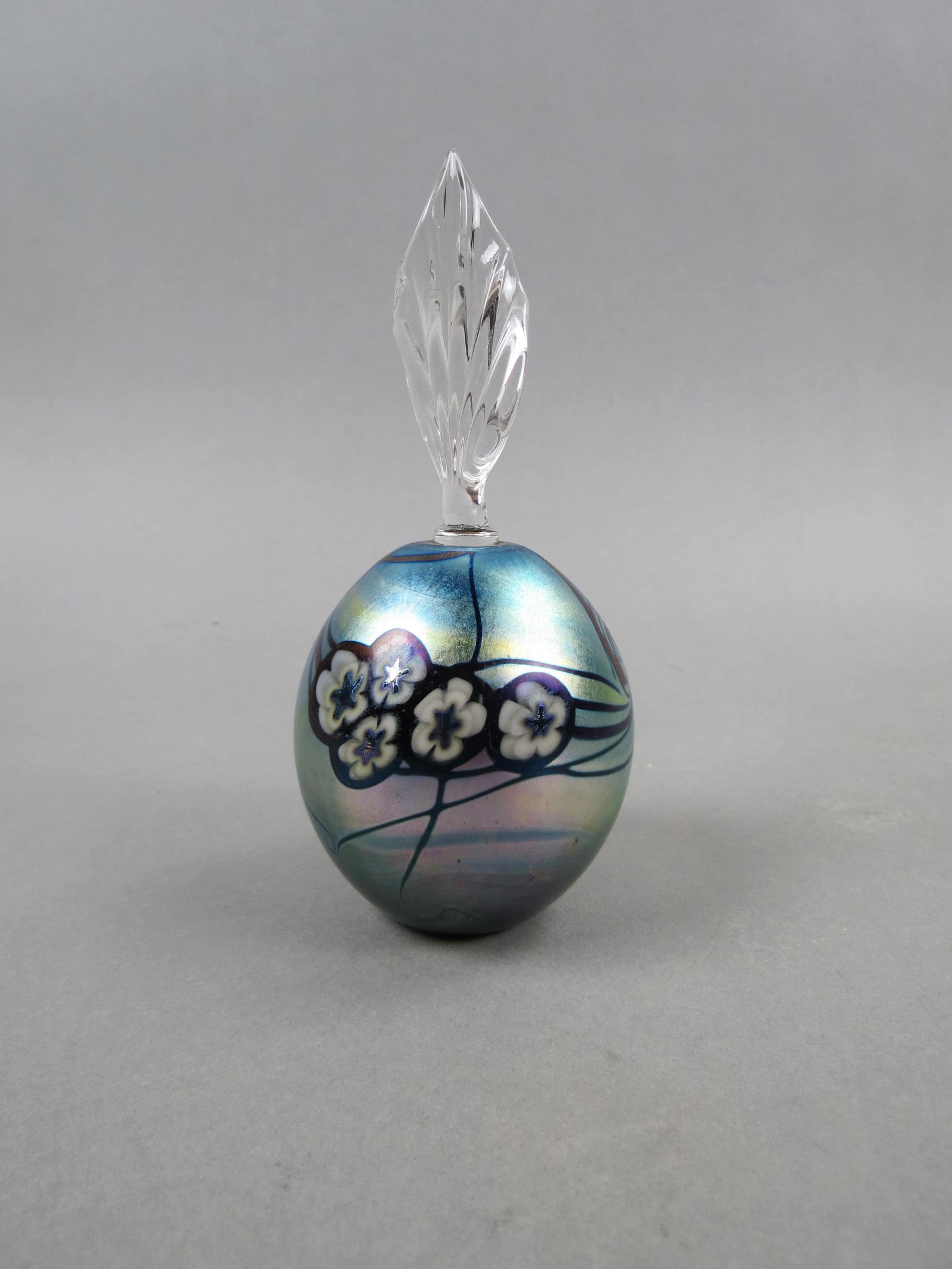 Robert Eickholt Studio Art Glass Perfume Bottle, milifiori flowers and trailing vine, rainbow (1 of 5)