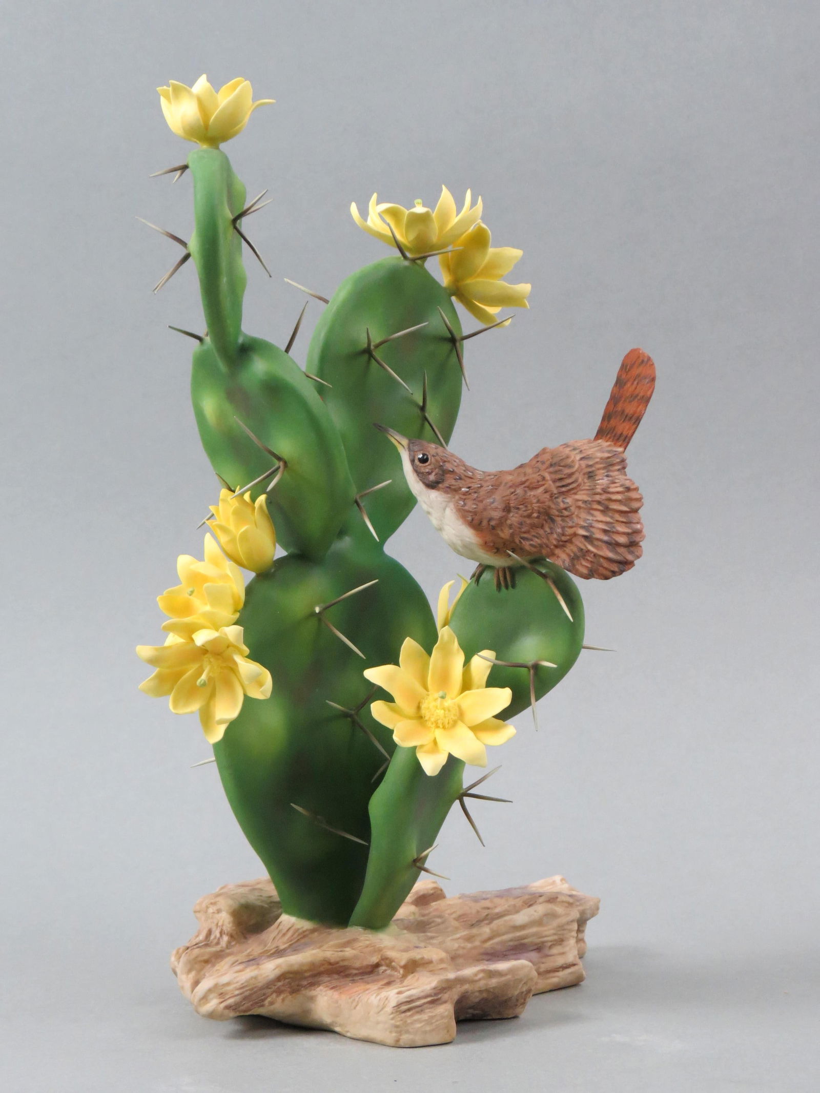 Boehm Figurine "Cactus Wren with Prickly Pear", #10433, porcelain, #5 of a limited edition, 1990, (1 of 5)