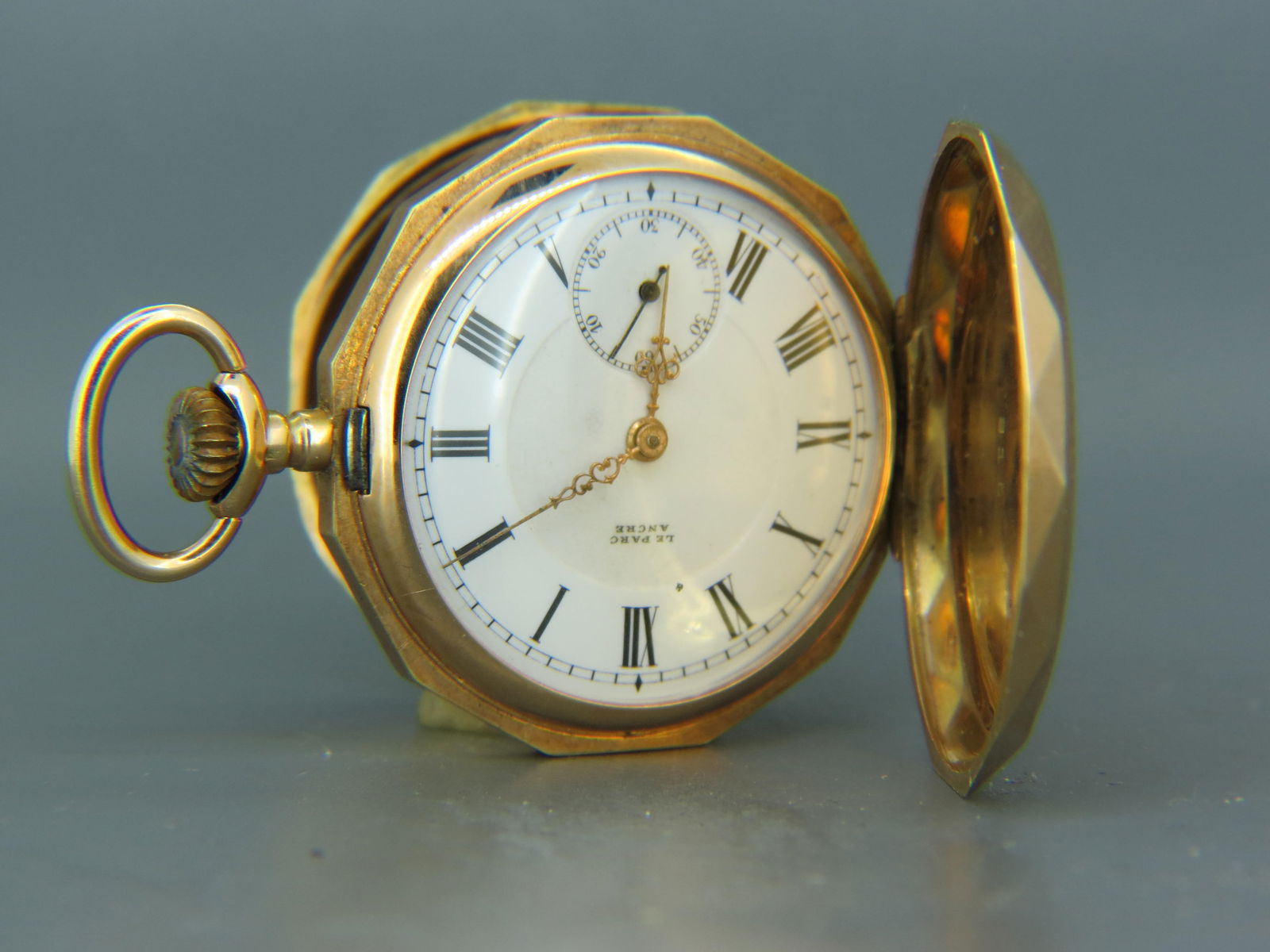 Le Parc 14K Gold Ladies Pocketwatch /Pendant Watch with finely engraved yellow gold case, gold (1 of 6)