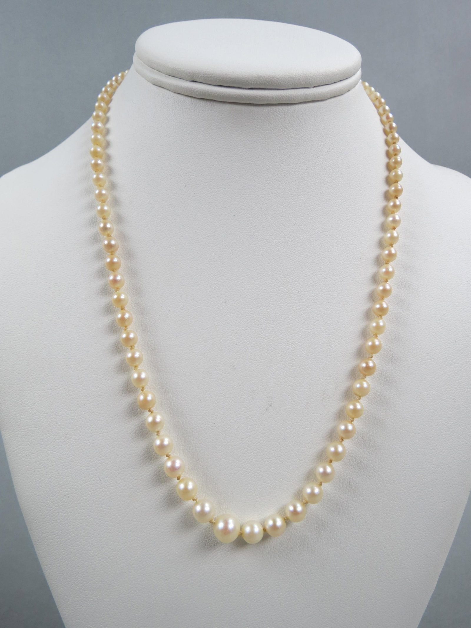 Pearl Necklace, 81 graduated pearls, 4 to 8 mm, 14K white gold clasp, 20" long.: Pearl Necklace, 81 graduated pearls, 4 to 8 mm, 14K white gold clasp, 20" long.