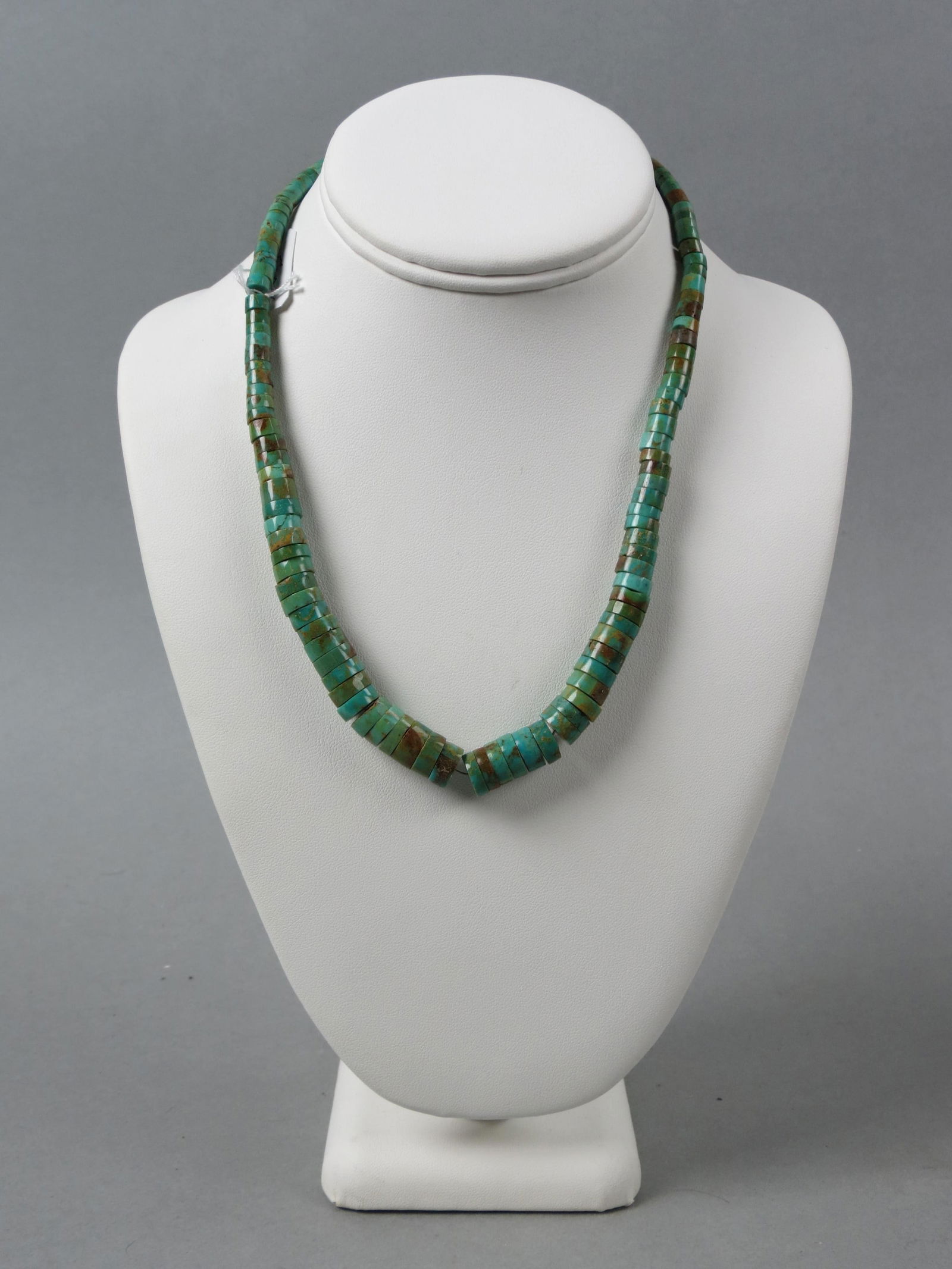 Navajo Turquoise Bead Necklace, graduated disc style beads, 19" long. (1 of 5)