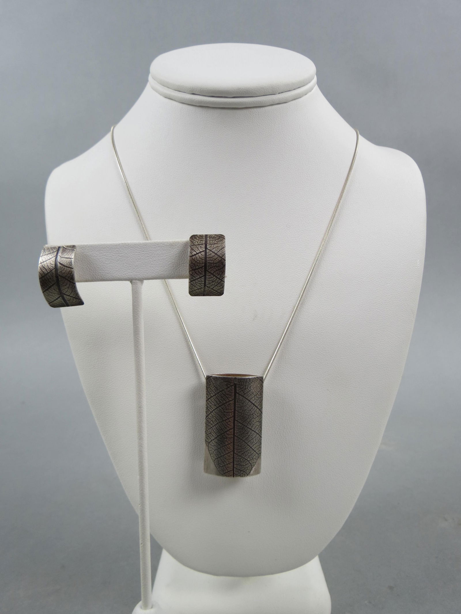 Sterling Artisan Necklace & Earrings, finely detailed leaf decoration on 1 5/8" long  pendant with (1 of 4)