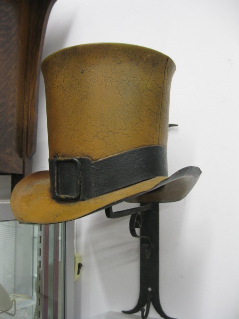 Cast Iron Top Hat Trade Sign,: figural.