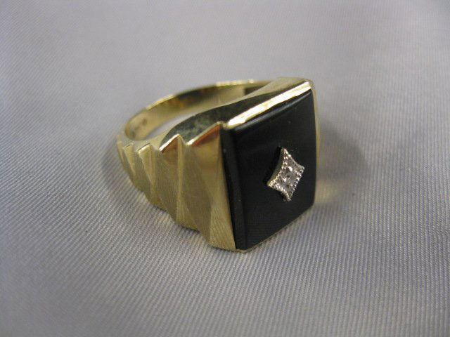 Diamond & Black Onyx Man's Ring, 10k yellow gold,: 10k yellow gold, currently size 9-3/8, 5 grams.