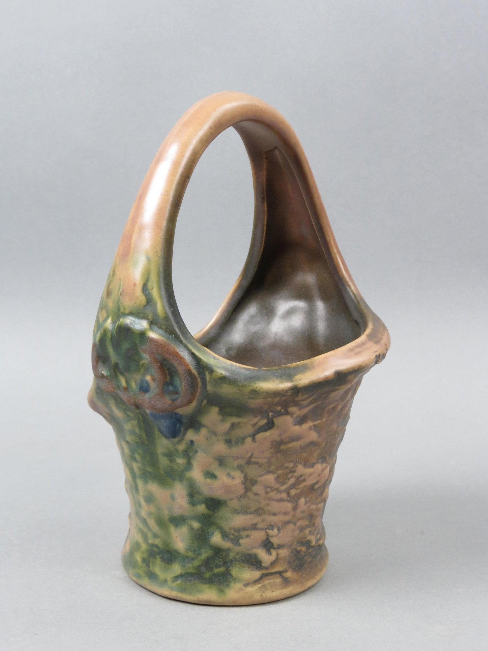 Roseville Pottery "Imperial I" Basket,: Arts & Crafts era, 9" tall, excellent.