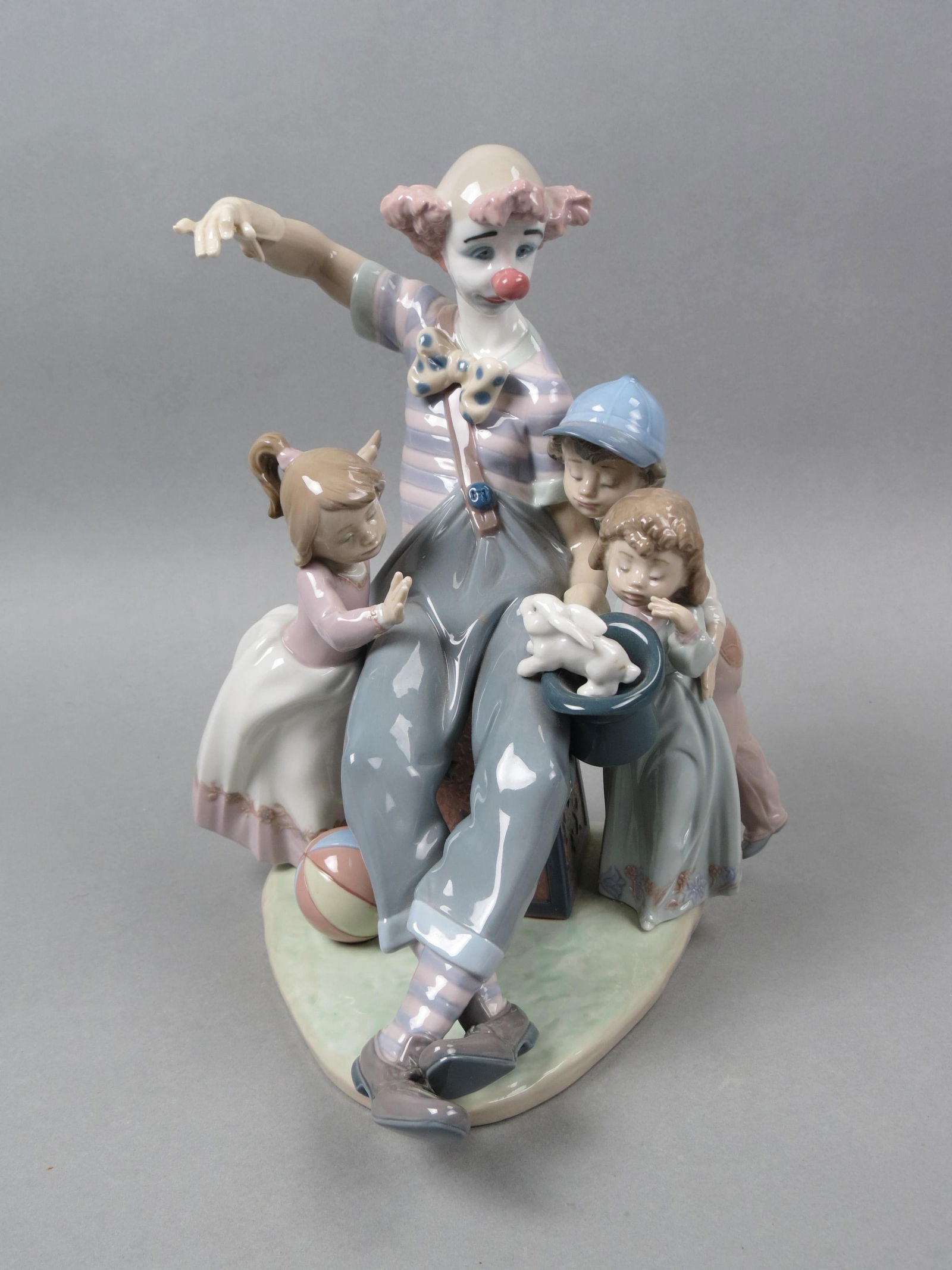 Lladro Porcelain Figurine "The Magic of Laughter", (1 of 6)