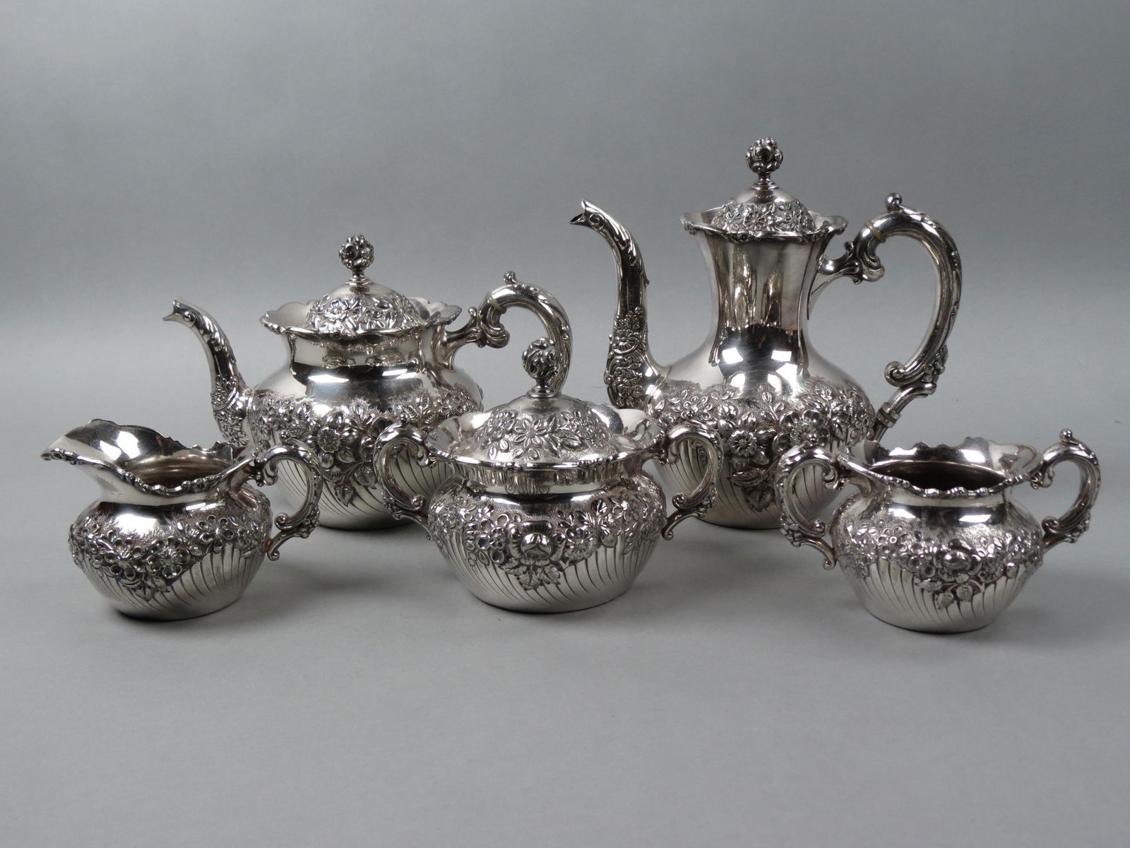 Meriden Silverplate Tea & Coffee Service, (1 of 5)