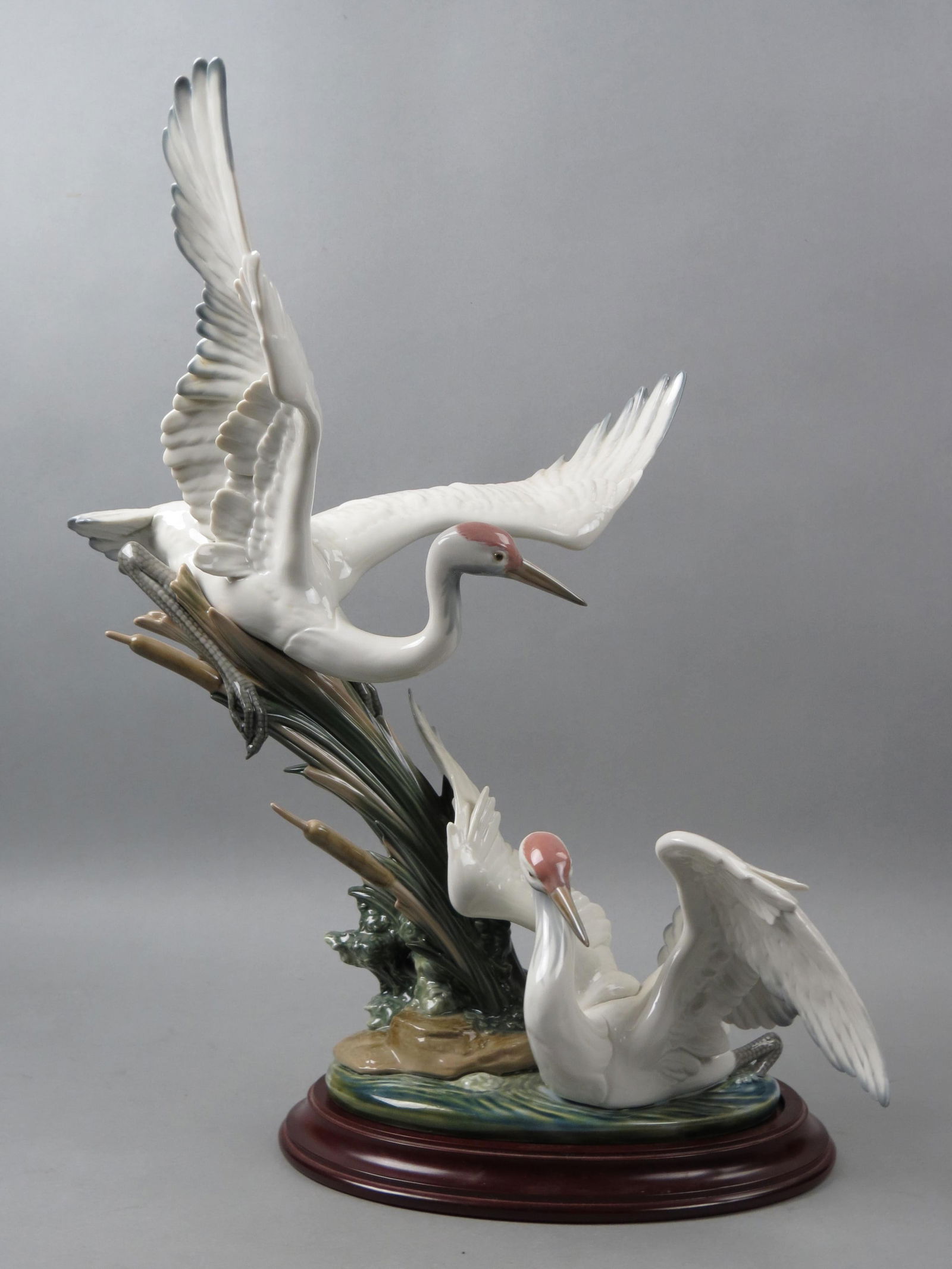 Lladro Figurine "Cranes" #1456, 19", (1 of 8)