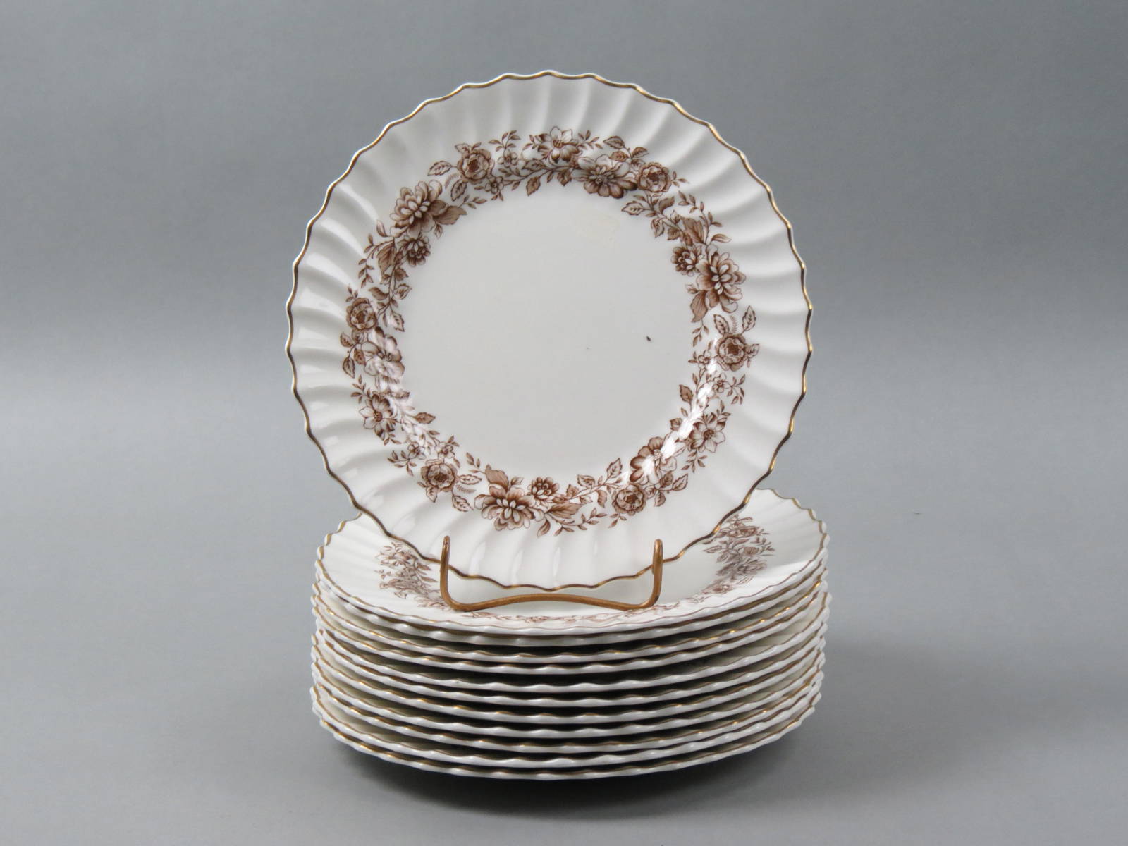 12 Royal Doulton Mayfair Plates, Auction