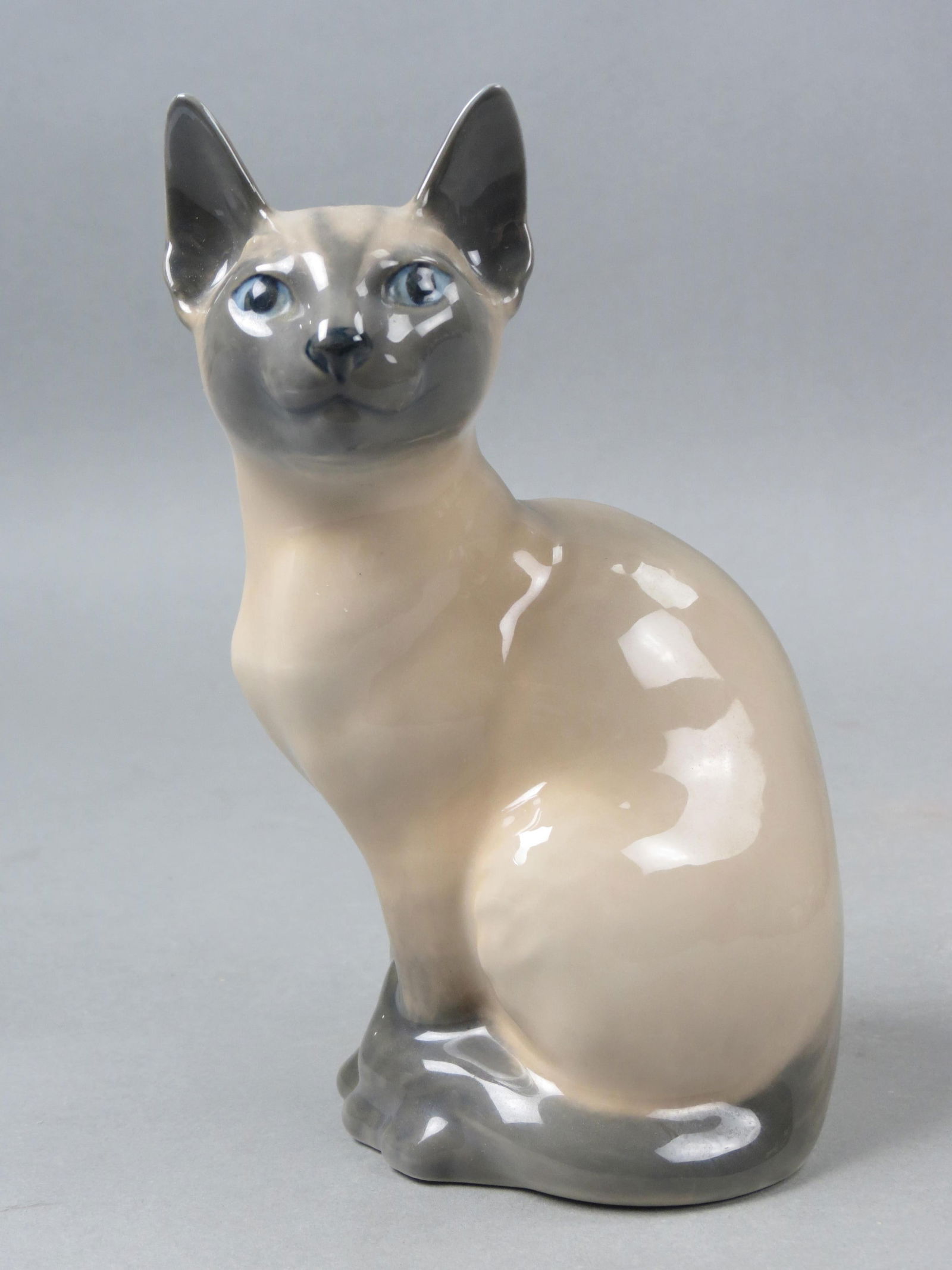 Royal Copenhagen Porcelain Figurine "Siamese Cat", (1 of 5)