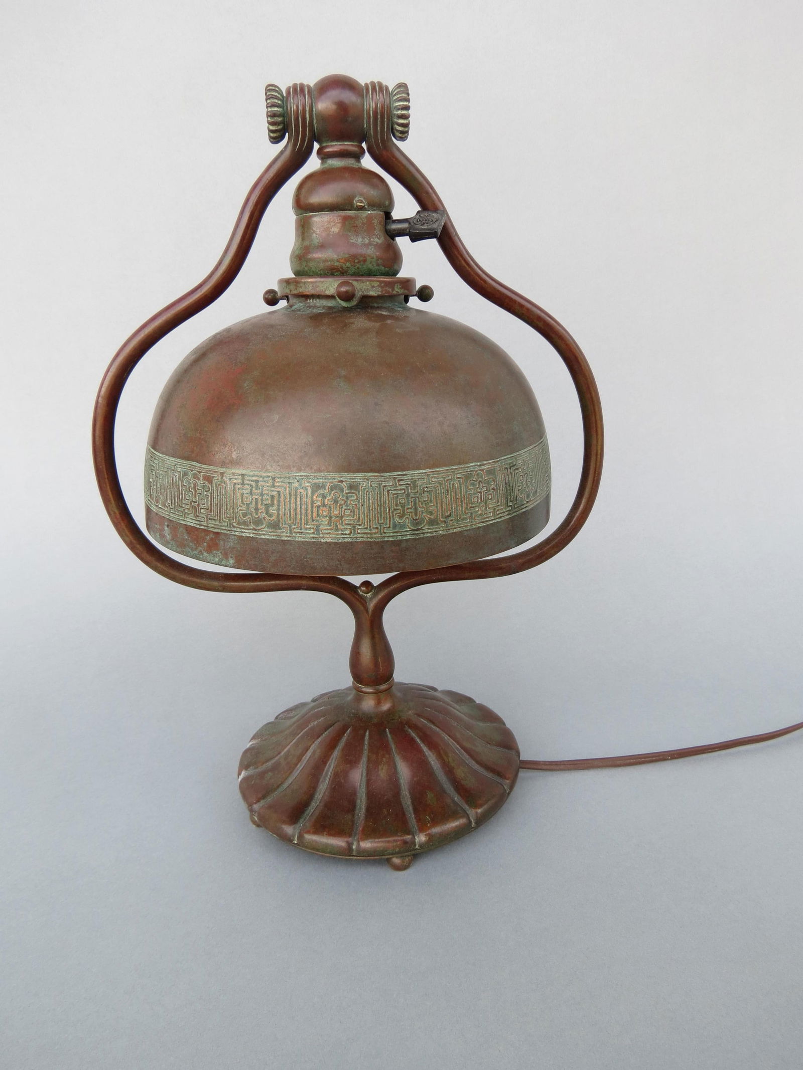 Tiffany Studios Bronze Desk Lamp, (1 of 16)