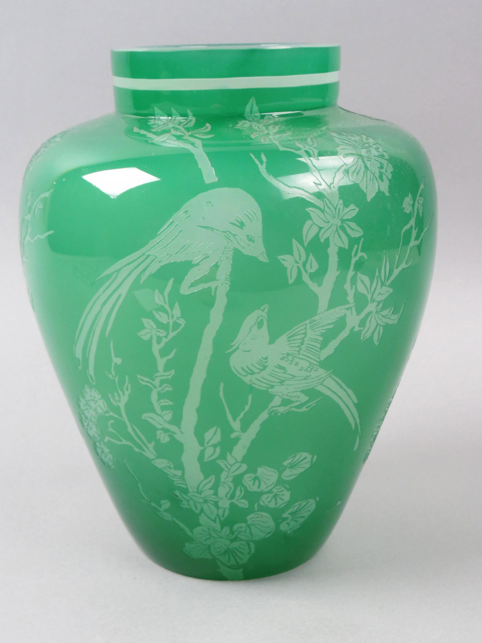 Steuben Art Glass "Birds" Vase, green jade (1 of 5)