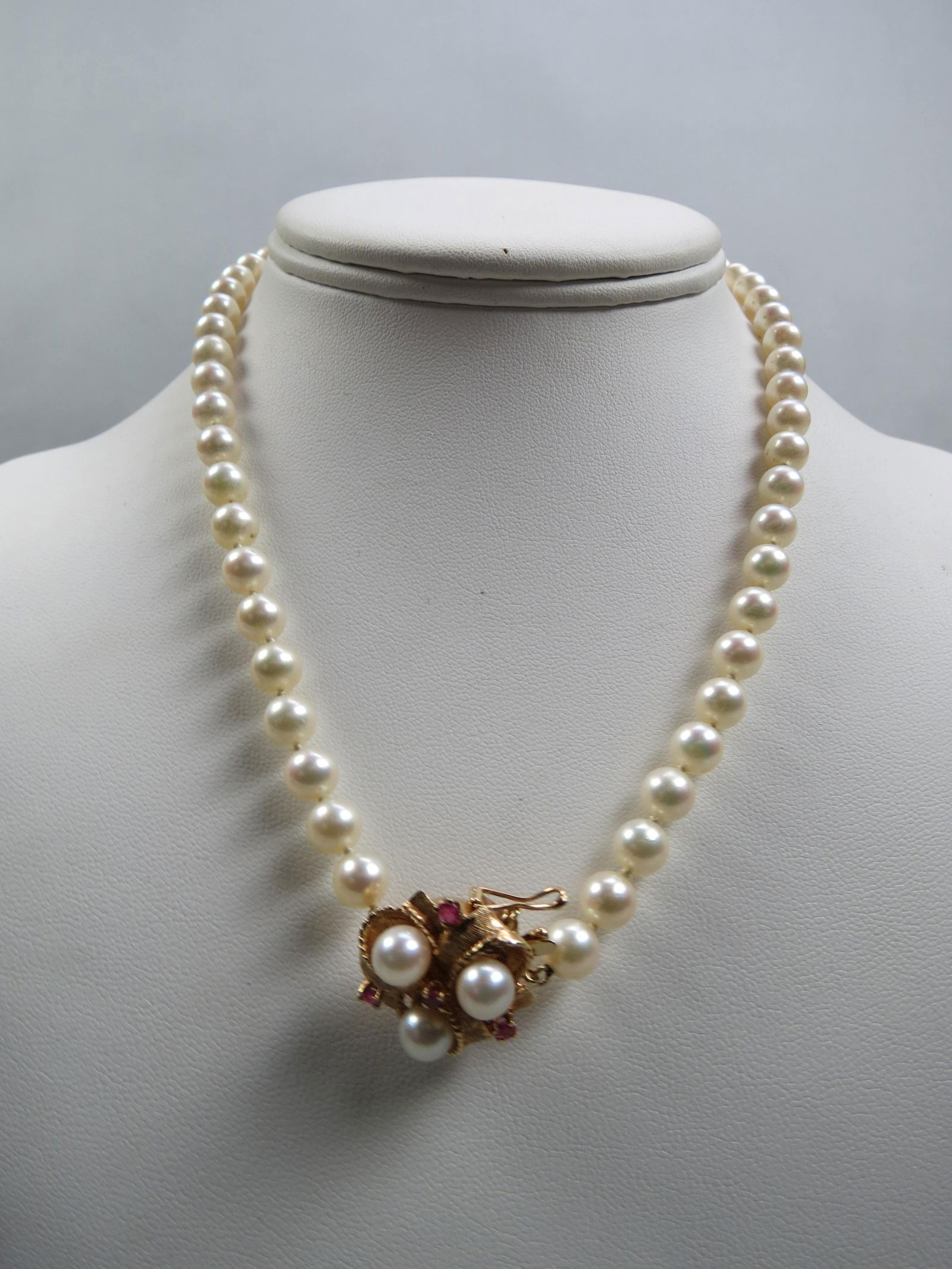 Pearl Necklace with Ruby 14K Gold Clasp, (1 of 8)