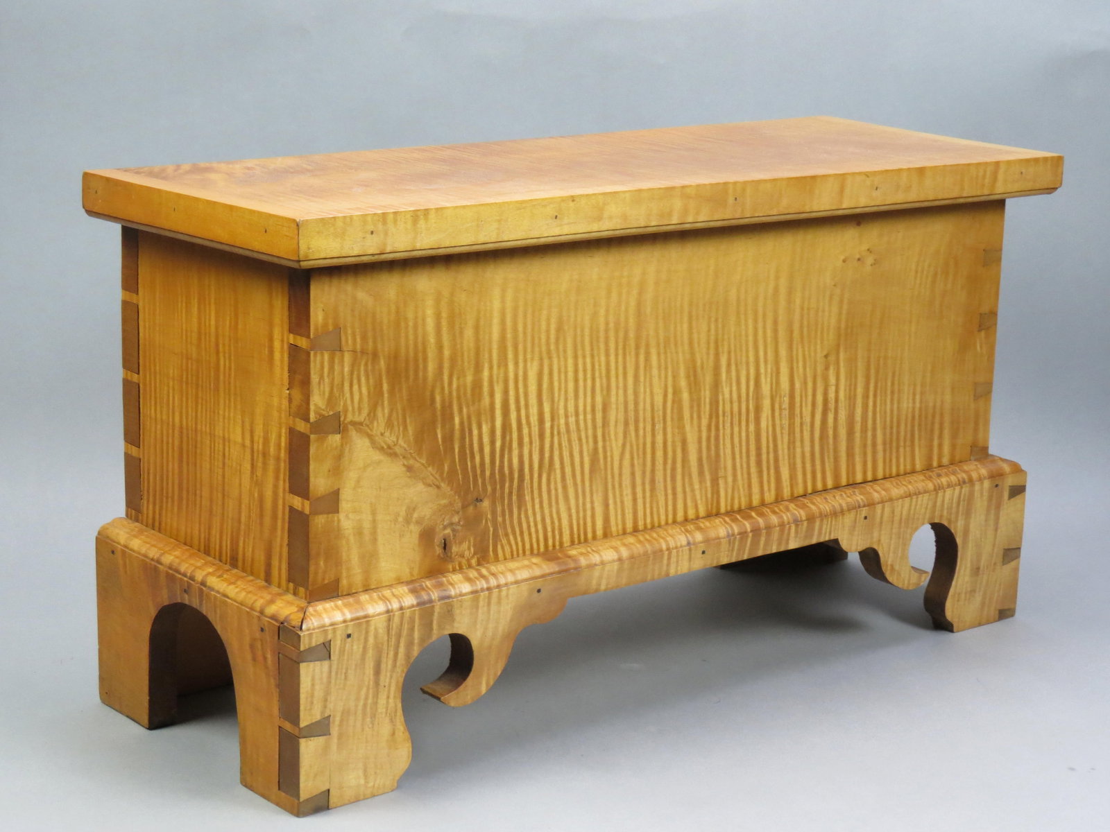 Tiger Maple Small Blanket Chest, (1 of 5)
