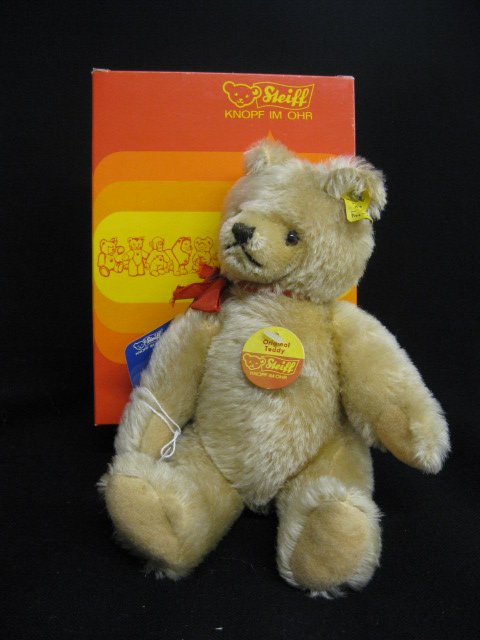 Steiff Teddy Bear,: golden brown mohair, 9 1/2", excellent.