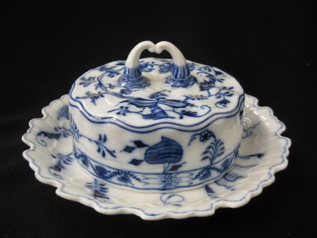 Meissen Porcelain "Blue Onion" Cheese: or butter dish, fancy scalloped rim, 8" diameter, oval mark, excellent...The "onion" pattern was originally named "bulb" pattern.[1] While modeled closely after a pattern first produced by the Chinese