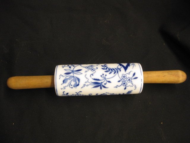 Antique Blue Onion Ironstone Rolling Pin,: excellent.